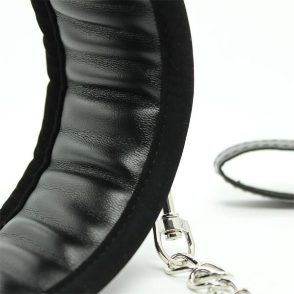 Collar con Correa de Metal e Interior Acolchado Negro - Imagen 7